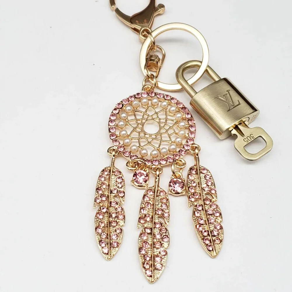 Authentic LV Gold Padlock & Key 🔑 Bag Charm / Unbranded Keychain Combo - Picture 7 of 7